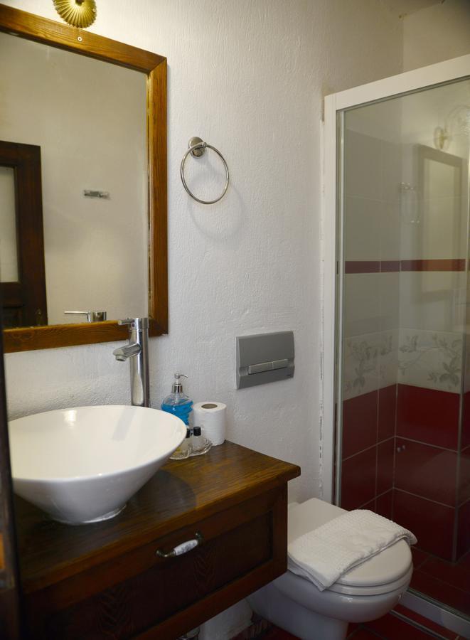 Bozcaada Boutique Bed and Breakfast Exteriör bild